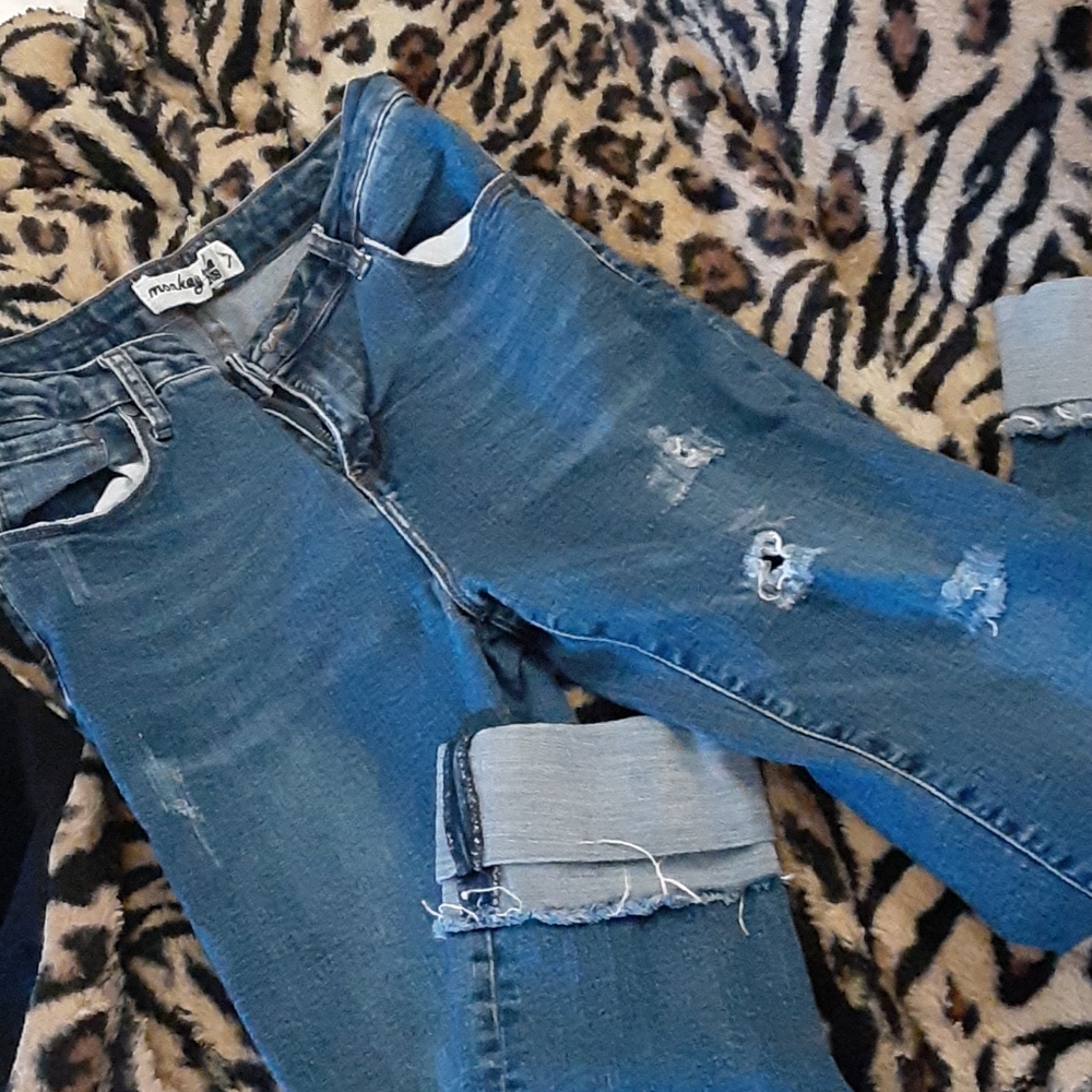 High waisted cropped jeans